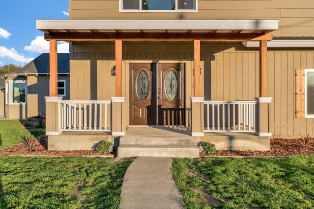 28718 Auberry Road, Prather, CA 93651