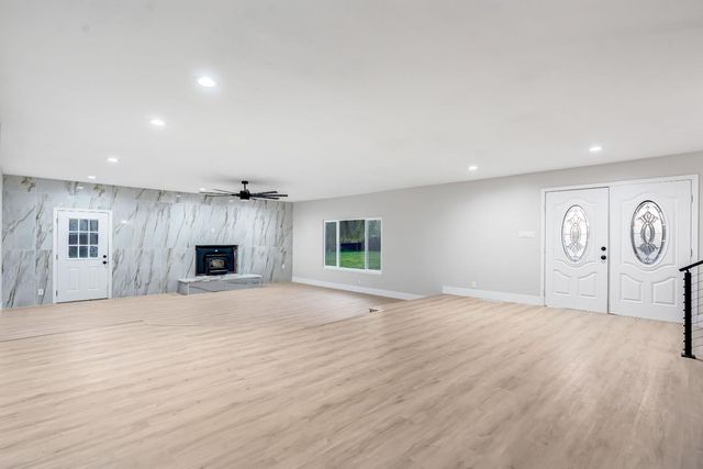 28718 Auberry Road, Prather, CA 93651