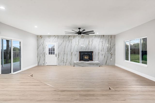 28718 Auberry Road, Prather, CA 93651