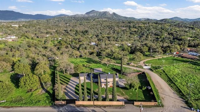 28718 Auberry Road, Prather, CA 93651