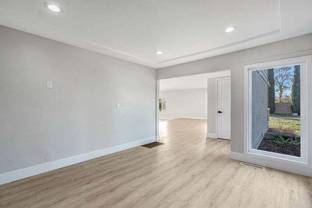 28718 Auberry Road, Prather, CA 93651