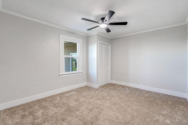 28718 Auberry Road, Prather, CA 93651