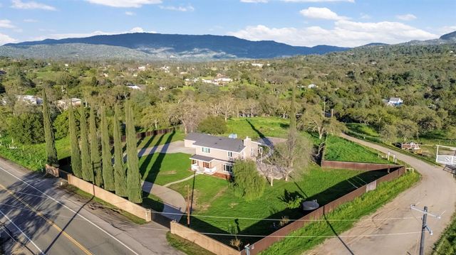 28718 Auberry Road, Prather, CA 93651