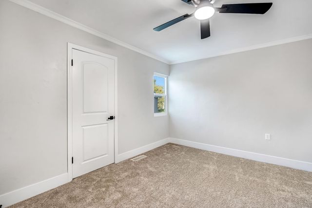 28718 Auberry Road, Prather, CA 93651