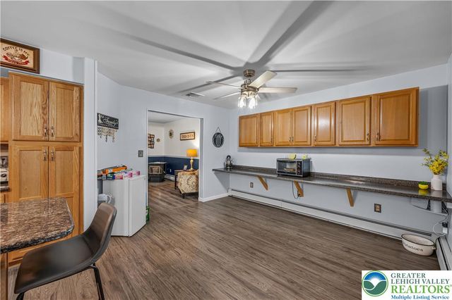 1242 Debby Court, Lehigh Twp, PA 18038