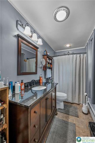 1242 Debby Court, Lehigh Twp, PA 18038