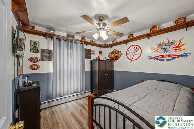1242 Debby Court, Lehigh Twp, PA 18038