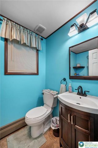1242 Debby Court, Lehigh Twp, PA 18038