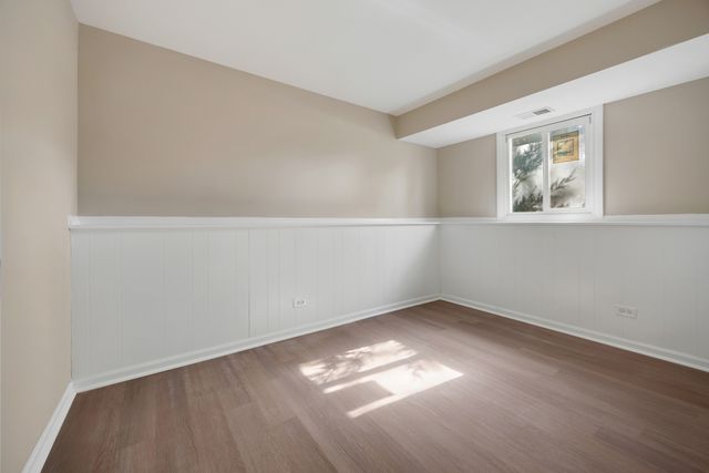410 N BRAINTREE Drive, Schaumburg, IL 60194