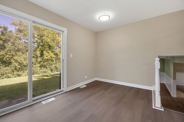 410 N BRAINTREE Drive, Schaumburg, IL 60194