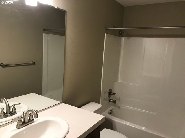 4237 Nw SAGE Loop, Camas, WA 98607