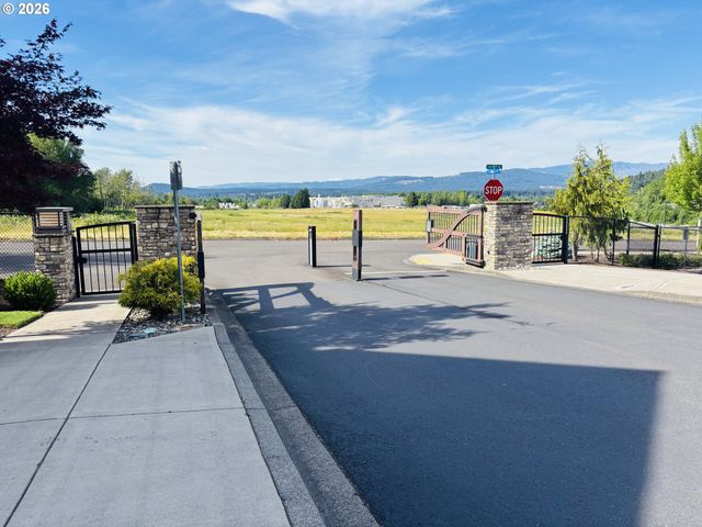 4237 Nw SAGE Loop, Camas, WA 98607