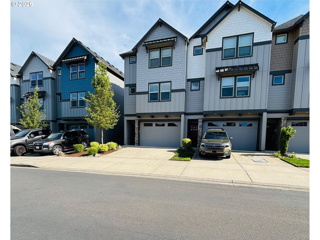 4237 Nw SAGE Loop, Camas, WA 98607