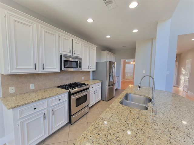 2813 Arbor Brook Lane, Pearland, TX 77584