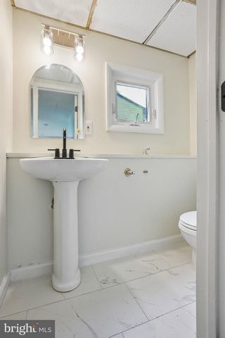 50 E MAPLE AVE, Bellmawr, NJ 08031