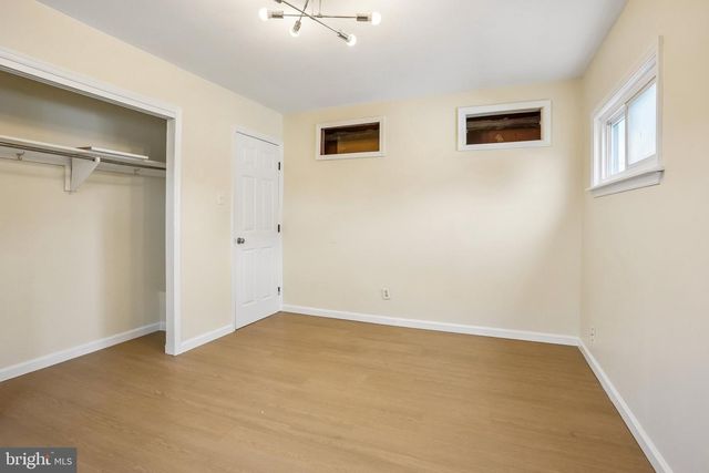 50 E MAPLE AVE, Bellmawr, NJ 08031