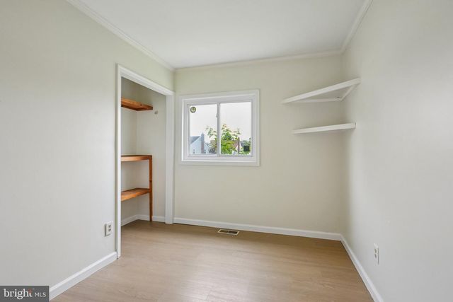 50 E MAPLE AVE, Bellmawr, NJ 08031