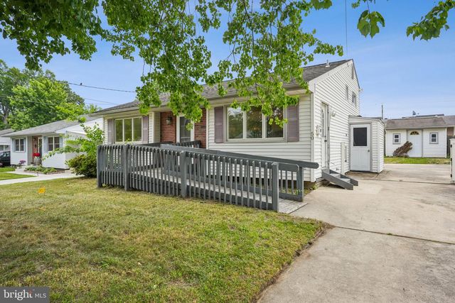 50 E MAPLE AVE, Bellmawr, NJ 08031