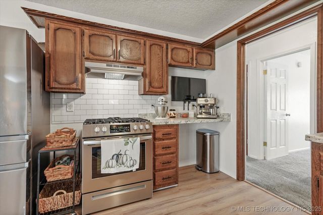 19929 E 43rd Street S, Broken Arrow, OK 74014