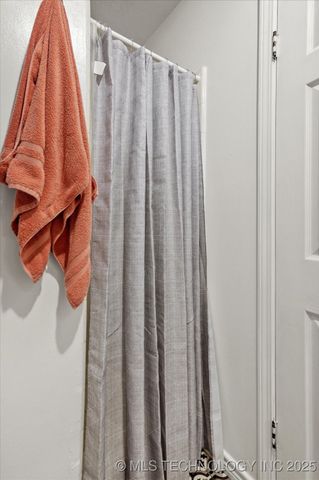 19929 E 43rd Street S, Broken Arrow, OK 74014