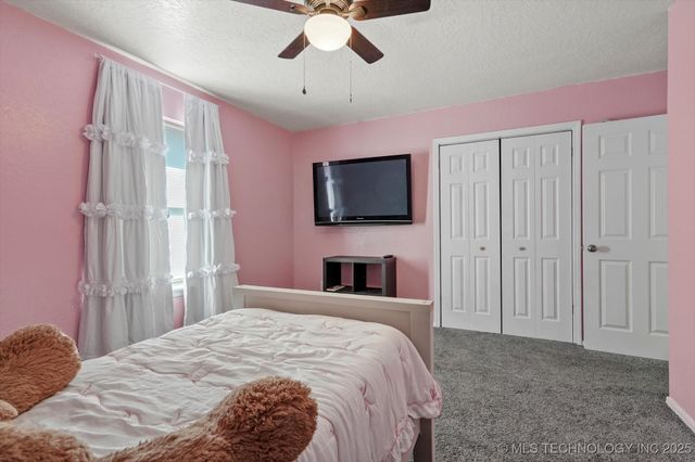 19929 E 43rd Street S, Broken Arrow, OK 74014