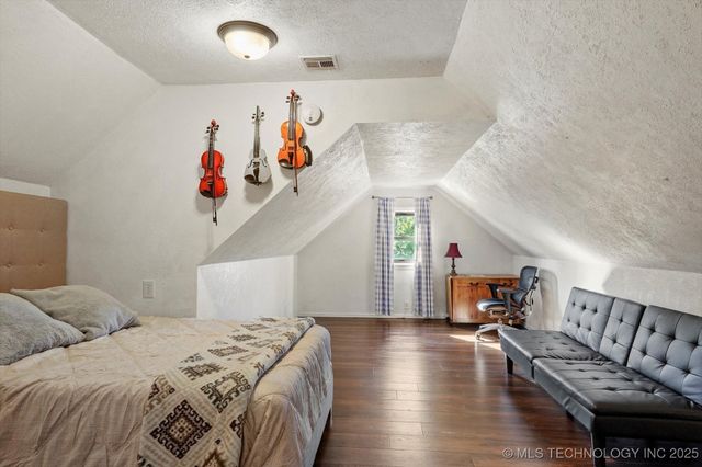 19929 E 43rd Street S, Broken Arrow, OK 74014