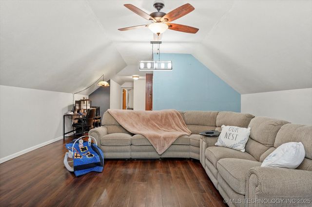 19929 E 43rd Street S, Broken Arrow, OK 74014