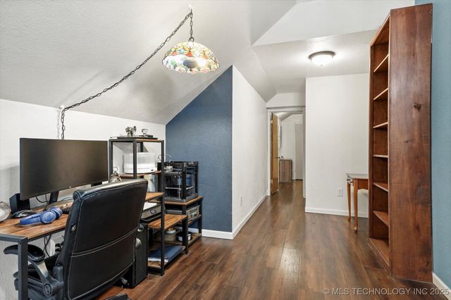 19929 E 43rd Street S, Broken Arrow, OK 74014