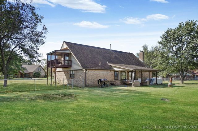 19929 E 43rd Street S, Broken Arrow, OK 74014