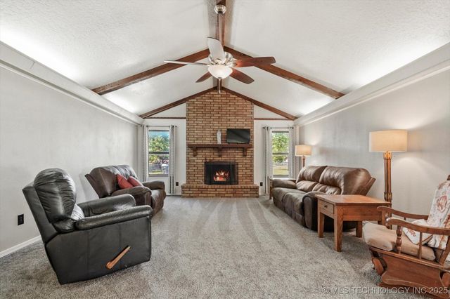 19929 E 43rd Street S, Broken Arrow, OK 74014