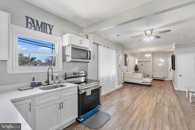 8489 ARBUTUS RD, Pasadena, MD 21122