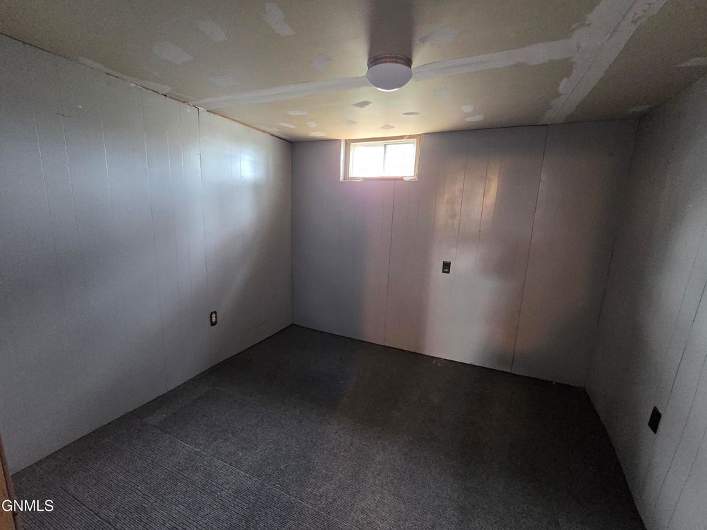 415 Court Street, Flasher, ND 58535 photo 16