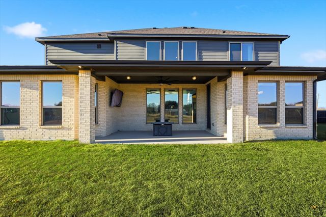 105 Sanders Drive, Waxahachie, TX 75165