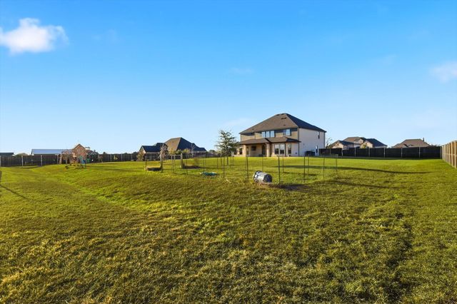 105 Sanders Drive, Waxahachie, TX 75165