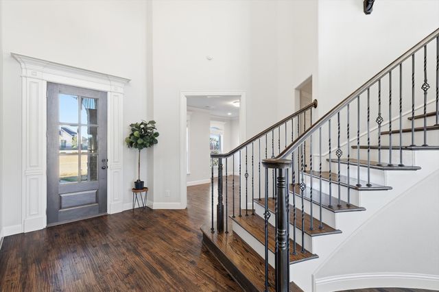 105 Sanders Drive, Waxahachie, TX 75165