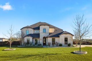 105 Sanders Drive, Waxahachie, TX 75165