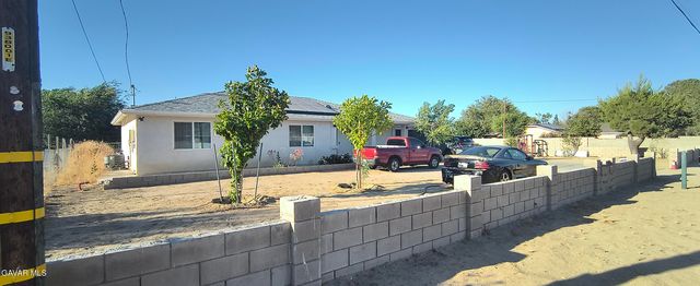 10061 E Avenue S2, Littlerock, CA 93543