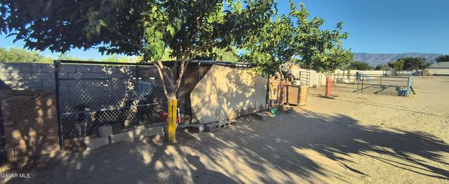 10061 E Avenue S2, Littlerock, CA 93543