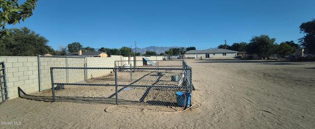 10061 E Avenue S2, Littlerock, CA 93543