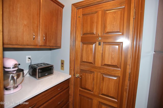 2310 Running Brook Trail, Louisville, KY 40023