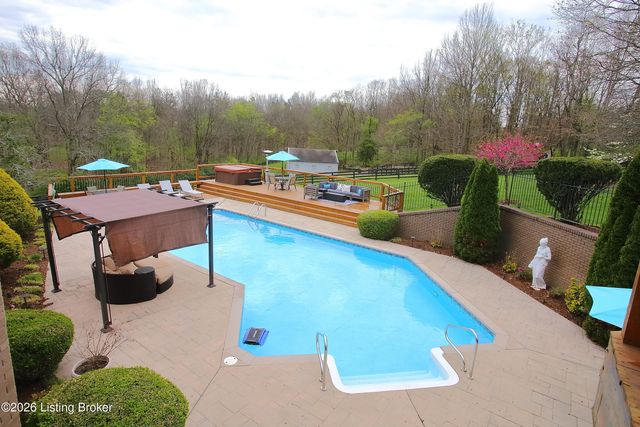 2310 Running Brook Trail, Louisville, KY 40023