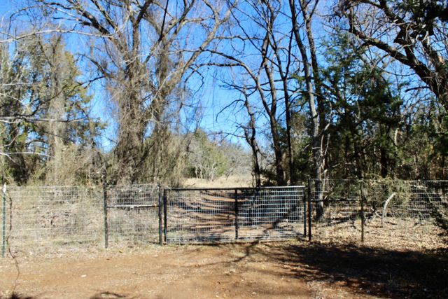 1455 County Road 4280, Decatur, TX 76234