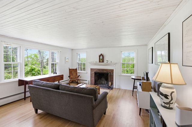 21 Town Hall Road, Truro, MA 02666