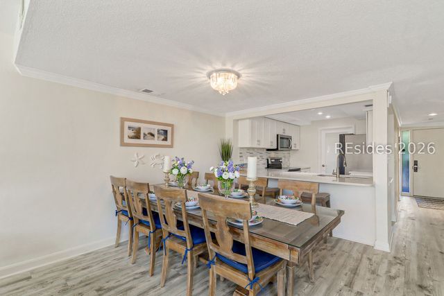 21 S Forest Beach Dr Apt 223, Hilton Head Island, SC 29928