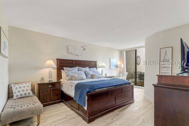21 S Forest Beach Dr Apt 223, Hilton Head Island, SC 29928