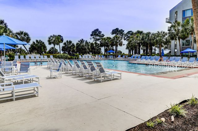 21 S Forest Beach Dr Apt 223, Hilton Head Island, SC 29928