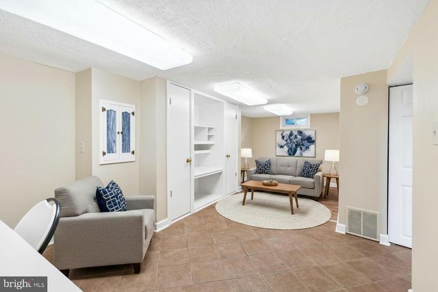 12311 MIDDLE RD, Silver Spring, MD 20906