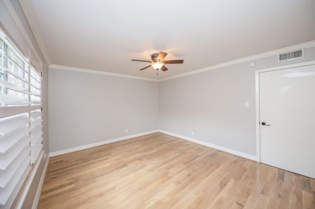 9015 Gaylord Street 57, Hedwig Village, TX 77024