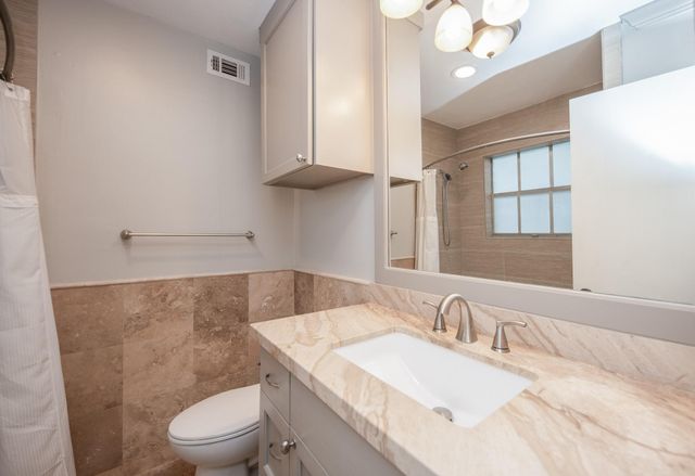 9015 Gaylord Street 57, Hedwig Village, TX 77024