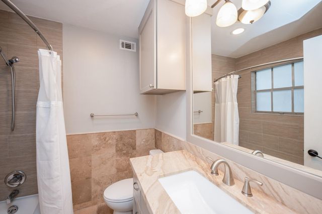 9015 Gaylord Street 57, Hedwig Village, TX 77024